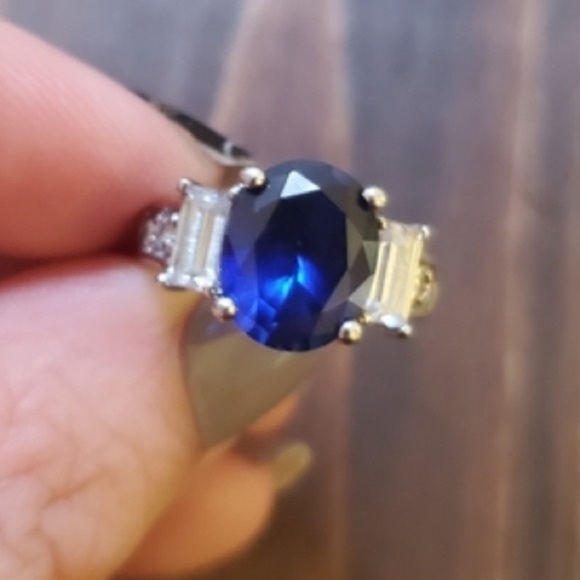 Sterling Silver Lab Created Blue Sapphire  Gem & CZ‎ Oval Cocktail Ring Size 6 - Picture 12 of 12